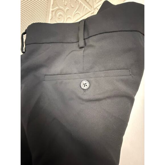 IZOD 38 x 32 Men's Dress Pants Golf Black Flat front deep pockets Made in Kenya - Picture 3 of 8